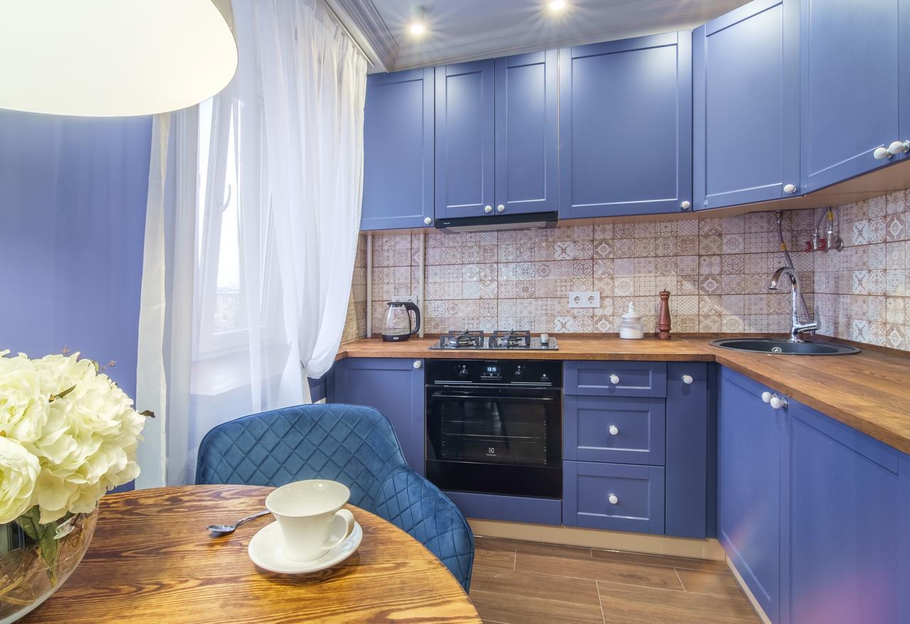 Appartement "Indigo" à Kharkiv Extérieur photo