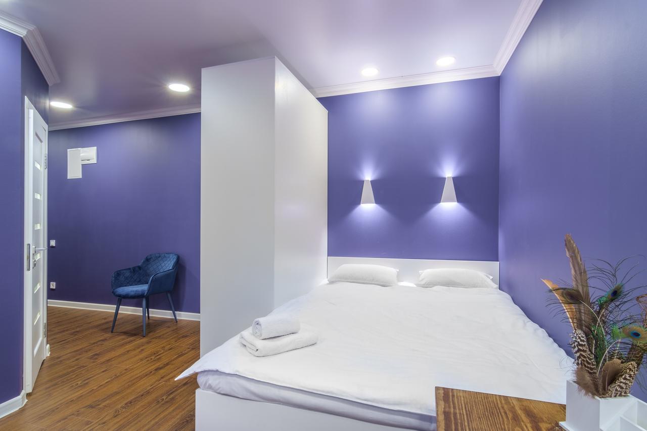 Appartement "Indigo" à Kharkiv Extérieur photo
